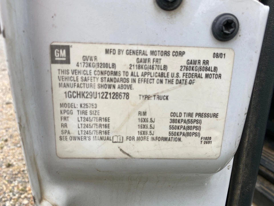 2002 Chevrolet Silverado 2500 Engine Fuse Box OEM 15328806-05 6.0L - Image 4 of 4