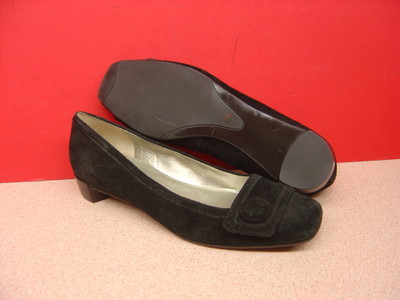 Damen Talbots Schwarz Wildleder Absätze Größe 7B