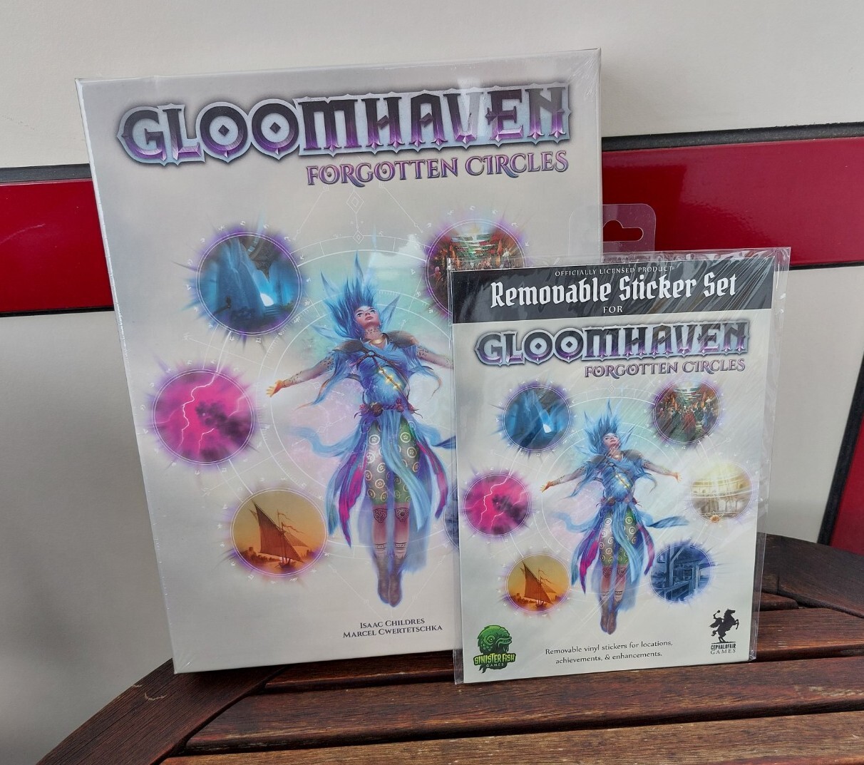 Gloomhaven Forgotten Circles Expansion Set Incl. Aufkleber Erweiterung