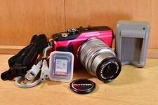     Excellent 5 Olympus PEN E-PL2 Red Mirrorless Digital Camera From Japan