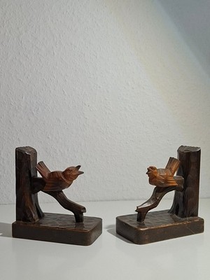 Antike Buchstützen aus dunklem Holz - geschnitzt - Vogel auf Baum - (Set=2Stück)