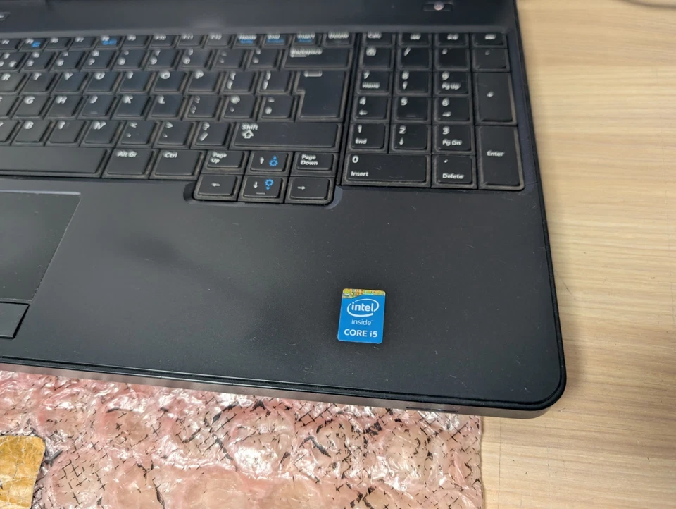 Dell Latitude E5540 - i5-4210U - 4GB Ram - No Storage - Image 3 of 4