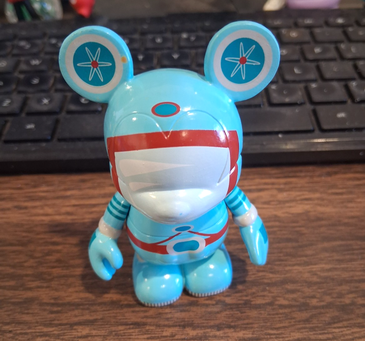 Disney Vinylmation Mission Space Suit Astronaut Park 3