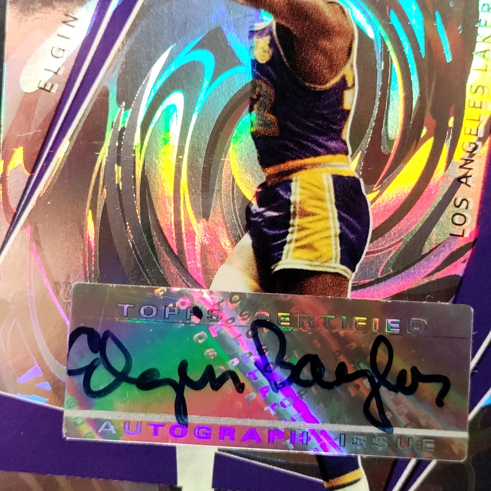 /107 Elgin Baylor AUTO 2005-06 Topps First Row Lakers Signature Autograph Holo - Image 2 of 3
