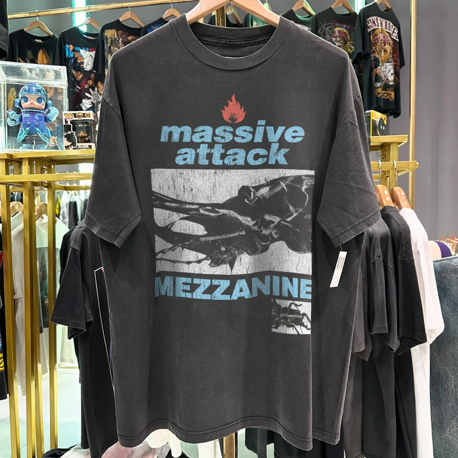 massive attack Tシャツ Amazon.com: Massive Attack Logo T-Shirt Small Grey