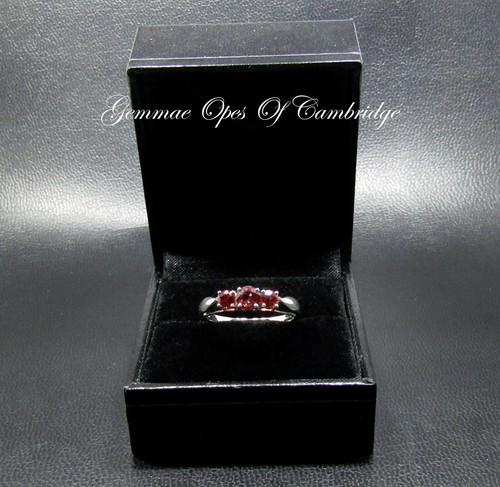 9k 9ct White Gold Ring Ruby Three Stone Size N 1.73g Rocks & Co Treated Hallmark - Picture 5 of 10