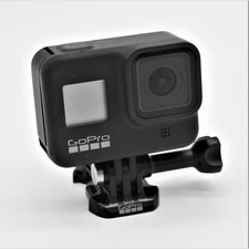Go Pro Hero 8 Black with battery, 32gb SDHC card & adapter (cracked screen)