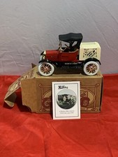 Vintage Ertl Collectibles 1918 Ford Runabout Watkins Delivery Bank H119