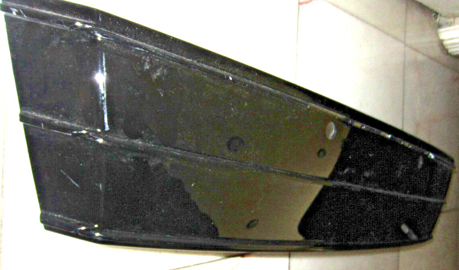 17-19  Audi R8 FRONT BUMPER LICENSE SUPPORT BRACKET BLACK GLOSSY 420.807.285.A