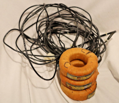 302-1811 Cummins Onan Current Transformer 200:5 Ratio Primary Turns 1 1VA Model