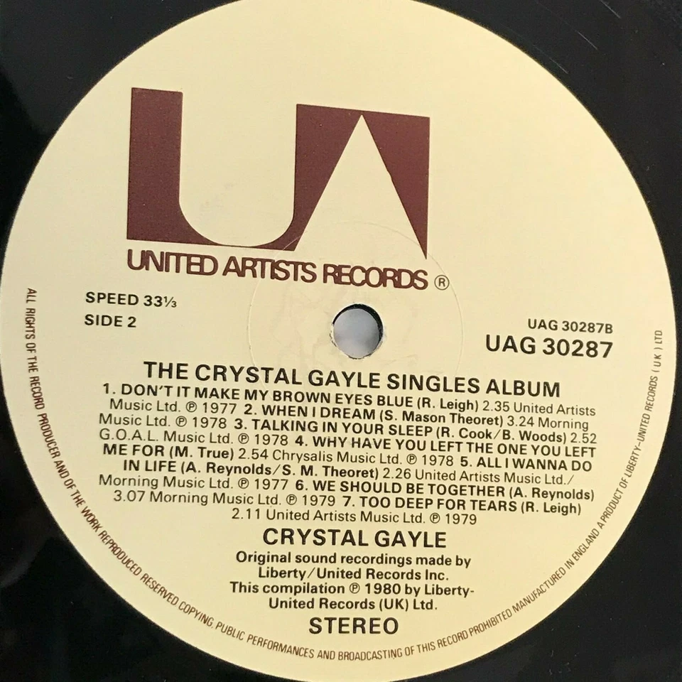 The Crystal Gayle Singles Album 1980 UK vinyl LP best of Talking In Your Sleep - Image 4 of 4