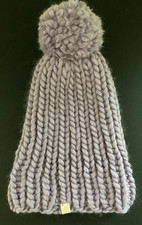 CHUNKY WOOL YARN WOMENS POM POM BEANIE O/S HAT COZY WARM LAVENDER PURPLE
