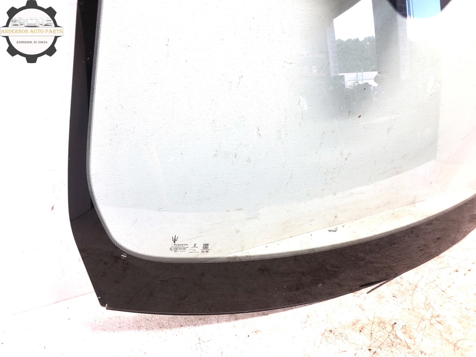 2017-2020 MASERATI LEVANTE FRONT WINDSHIELD GLASS WINDOW PANEL OEM