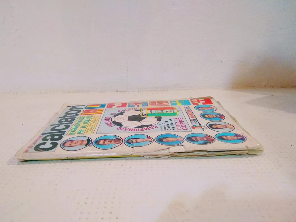 ALBUM FIGURINE PANINI CALCIATORI 1971/72 da recupero (presenti 514 figurine) - Immagine 2 di 4