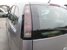 Orig. Heckleuchte Rücklicht links Opel Meriva 1.8 16V X01