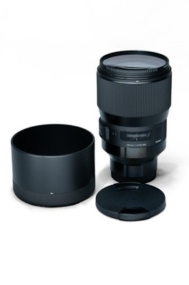 Sigma 135mm F1.8 DG HSM Art Lens for Sony E-Mount - Lightly Used