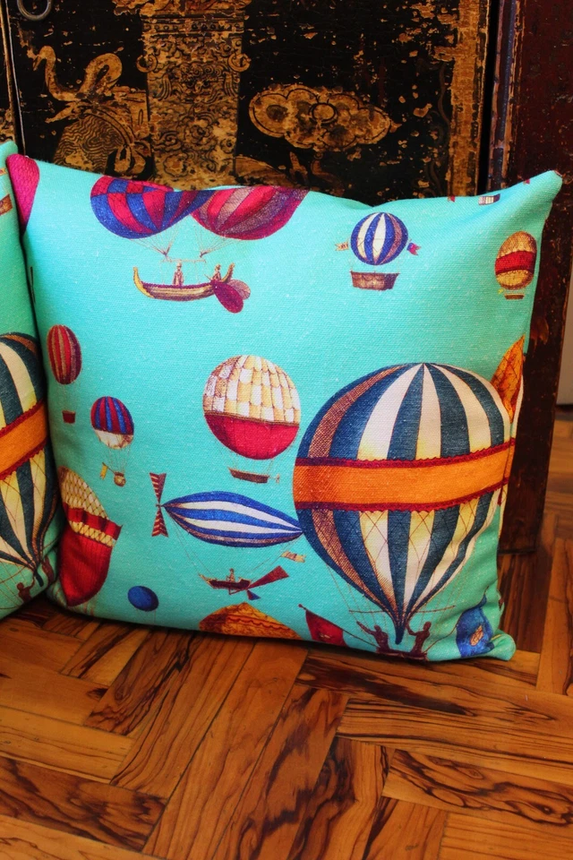 2 fodere cuscino con tessuto pesante canvas Mongolfiere turchese Fornasetti - Immagine 3 di 4