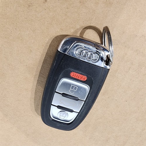 Audi S4 Keyless Entry Remote Proximity Key Fob 80133 - Picture 2 of 12