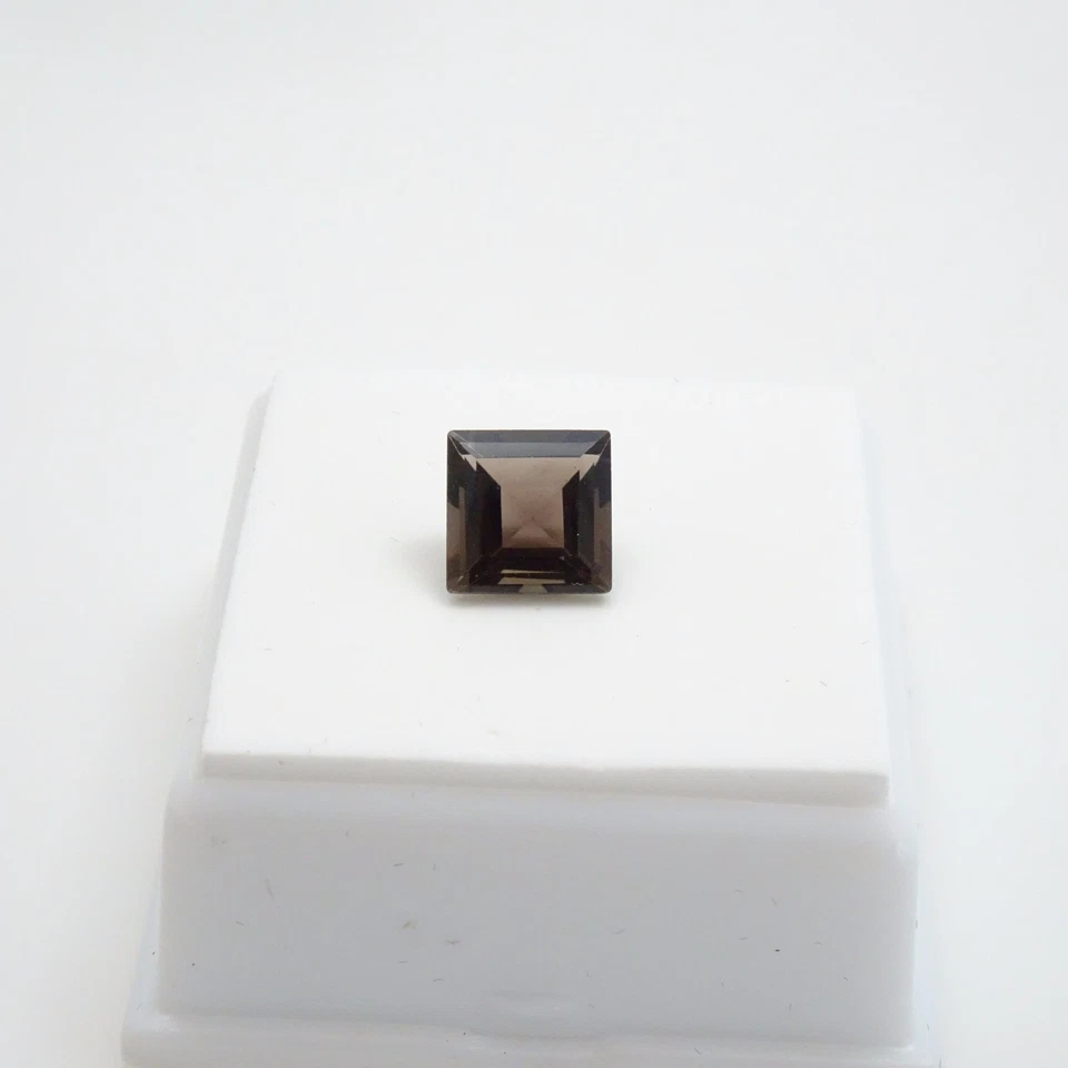 Smoky Quartz - 2.10ct+ 8mm - Square Cut - Smoky Quartz Loose Gemstone - Image 2 of 4