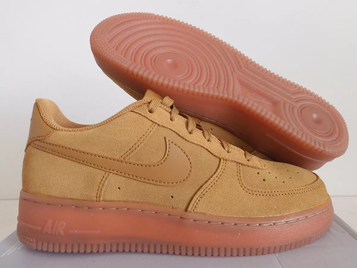 nike air force lv8 wheat