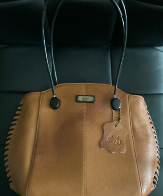 Bessel Tan Leather Handbag