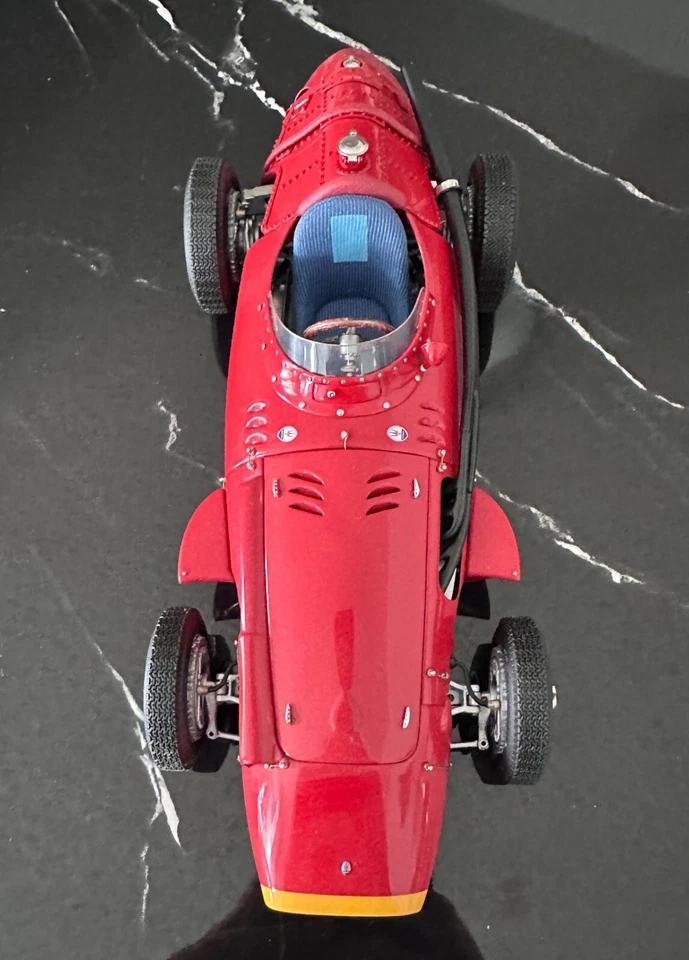 CMC 1957 Maserati 250F Gran Premio Ganador escala 1:18 Artículo # M-051 Foto 3 de 4