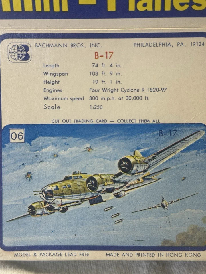 Bachmann Mini Planes 06 Flyng Fortress B-17 Missing One Bomb Door - Image 3 of 4