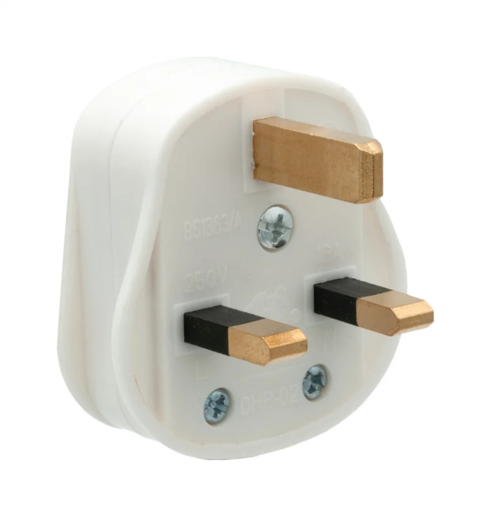 Mains Plugs Trailing Sockets & Connector White 13A UK Plug Fitted With A 3A Fuse