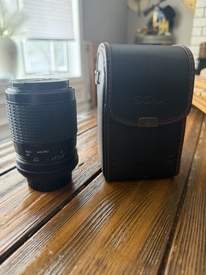 Sigma 60-200mm f/4-5.6 Manual Focus Macro Zoom Lens, Case Included