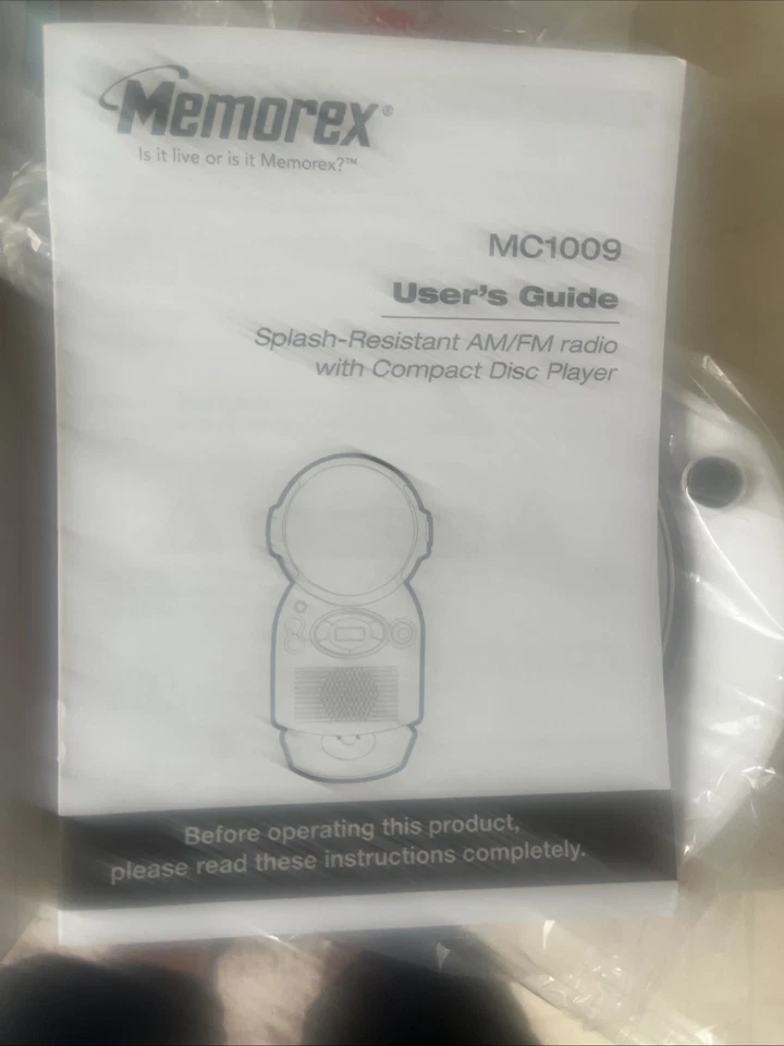 Memorex Shower CD Clock Radio Digital AM/FM Water Resistant MC1008 - Image 3 of 4