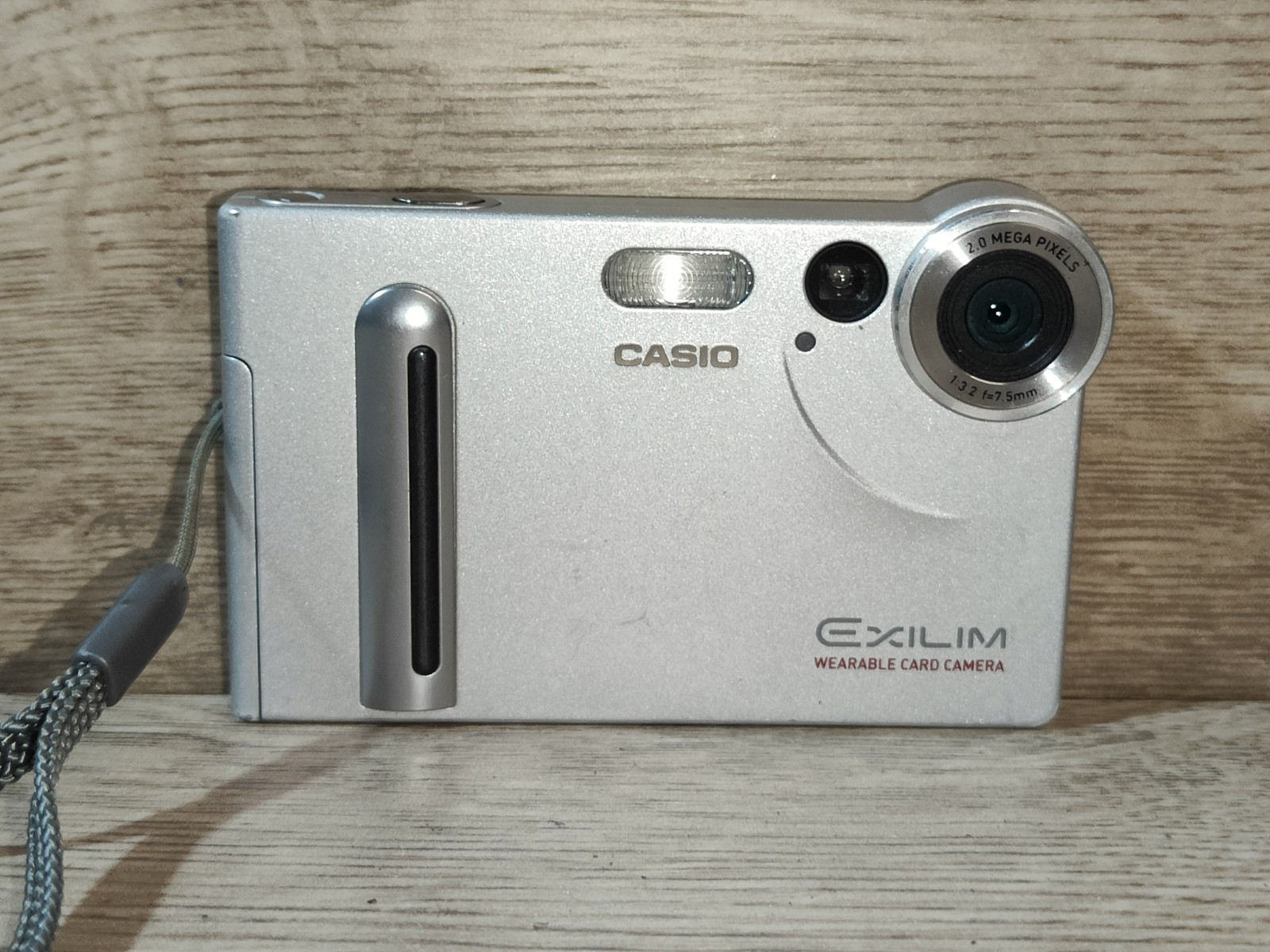 CASIO EXILIM CARD EX-S2 シルバー Casio EXILIM EX-S2 3.2MP Digital Camera - Silver - Tested | eBay UK