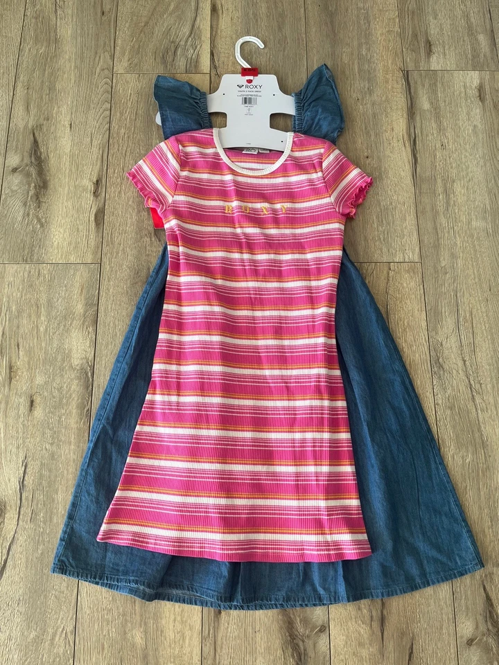 Conjunto de Vestido Marca ROXY Jóvenes Niñas Talla M 10/12 Azul Denim y Rosa Camiseta Popover Foto 2 de 4