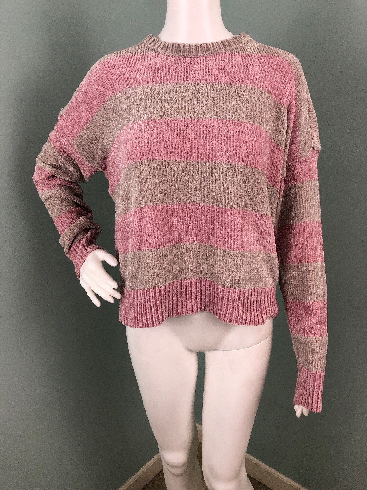 NWT Women's Romeo \u0026 Juliet Couture 