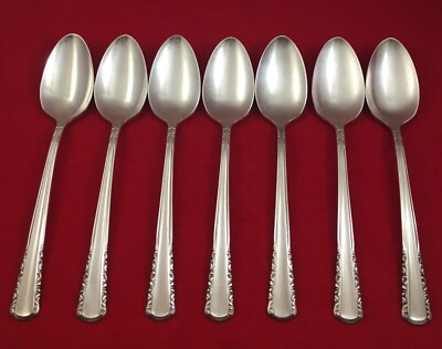 Lot of 7 MAY QUEEN by Holmes & Edwards IS SilverPlate Teaspoons 6 1/8''