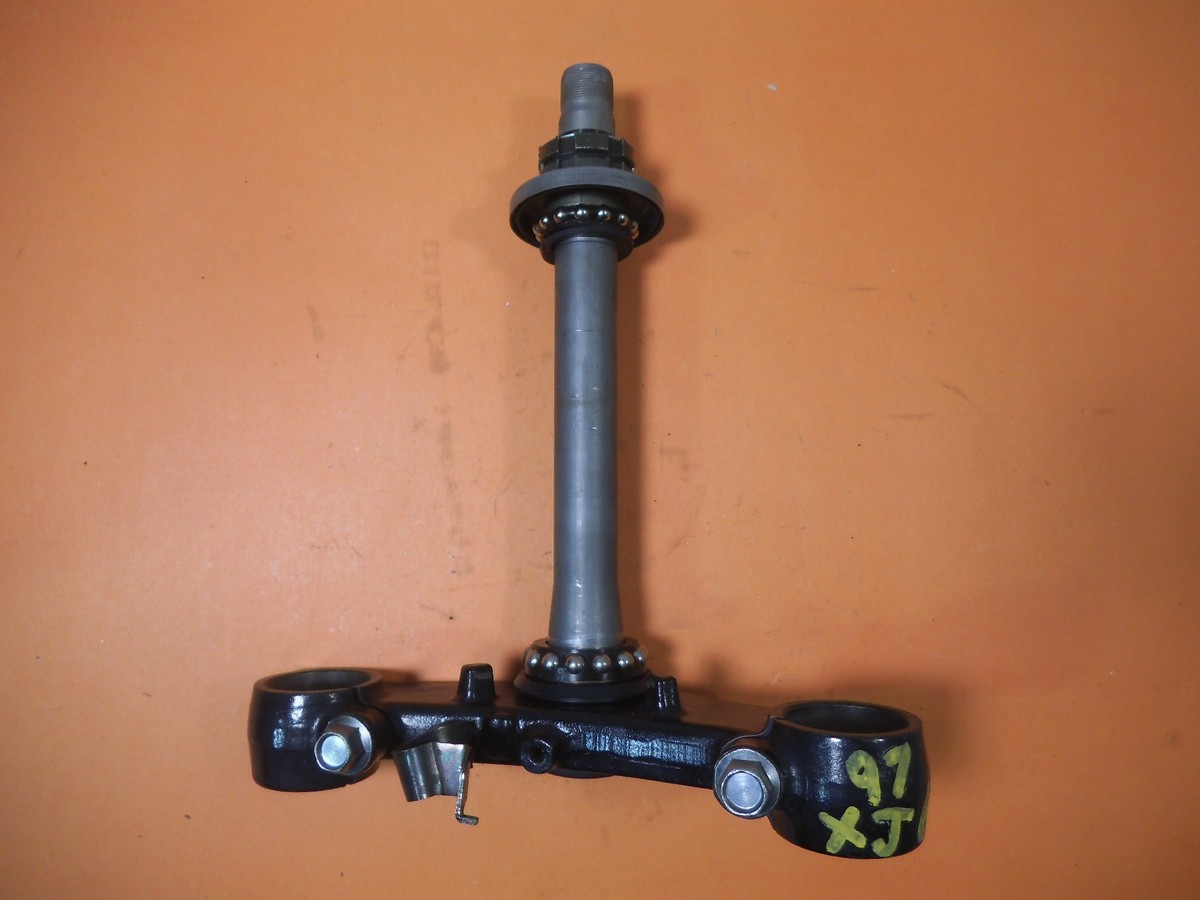 YAMAHA XJ600 SECA STEERING STEM TRIPLE TREE 4BP-23340-10-00 XJ 600
