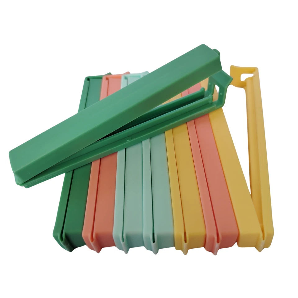 New 8 Pcs Medium Bag Clip Sealing Chip Clip Seal Kitchen Storage Food Snack - Image 3 of 4