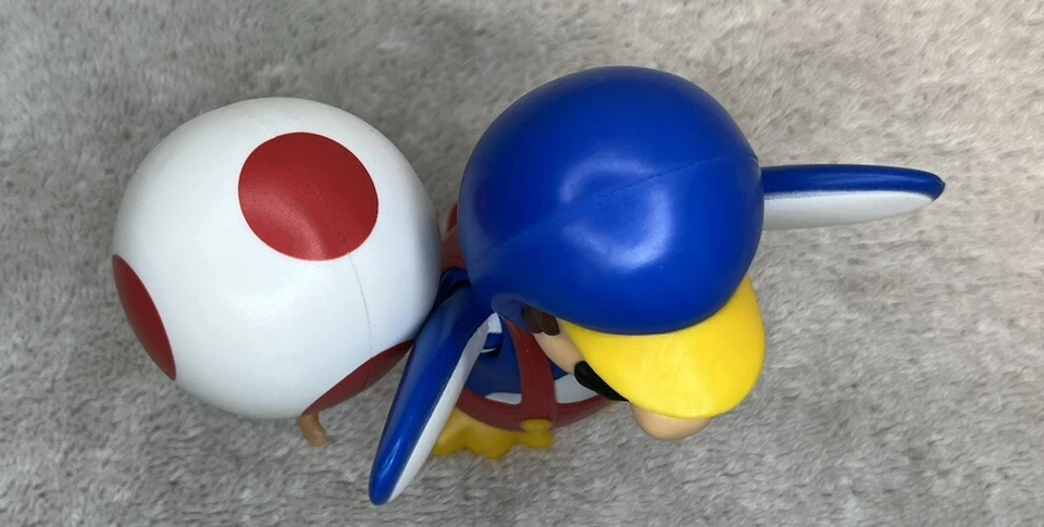 Lote de 2 figuras Jakks Pacific 2021 World of Nintendo Penguin Mario & Toad 4" Foto 4 de 4