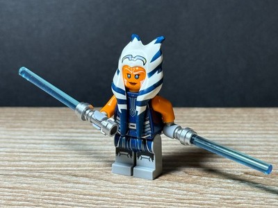 LEGO Star Wars Clone Wars Ashoka Tano Jedi Minifigure Blue Jumpsuit sw1096