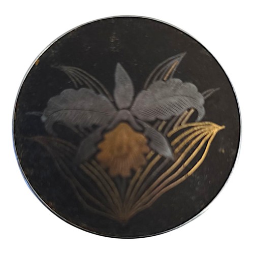 Black Gold Tone Damascene Pin Brooch Round Flower Design 1 Inch - Picture 5 of 6