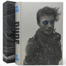 Dune FRANK HERBERT Illustrated by Sam Weber FOLIO SOCIETY 2015 First Printing