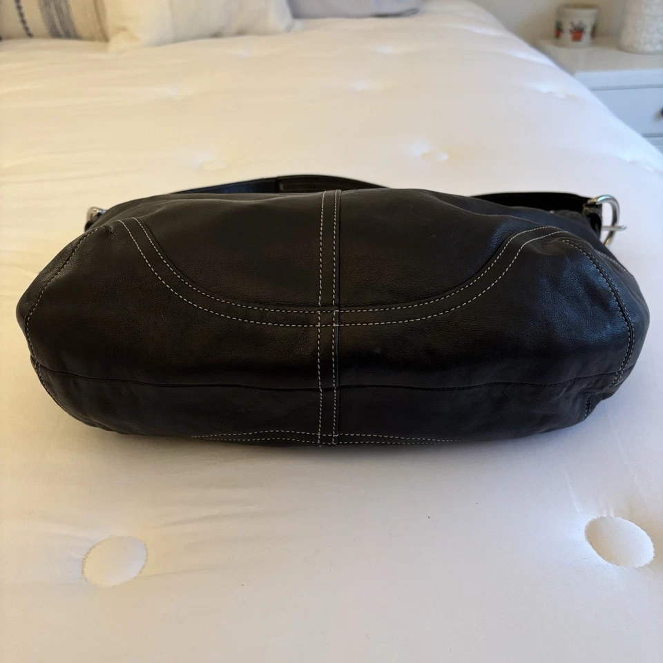 Bolso Hobo Soho Vintage Y2K Coach Cuero Negro, #9541, Cuero Suave Foto 4 de 4