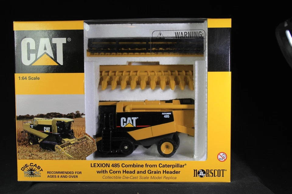 1/64 Cat Caterpillar Lexion Combine 485 With Corn And Grain Heads - Image 2 of 4