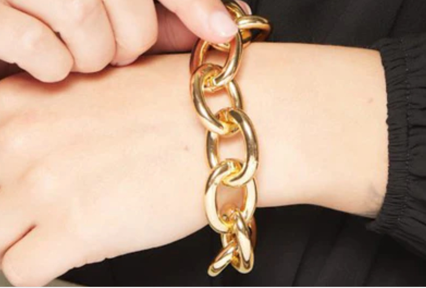 VTG KJL Kenneth Jay Lane Oval Goldtone  Link Togg… - image 2