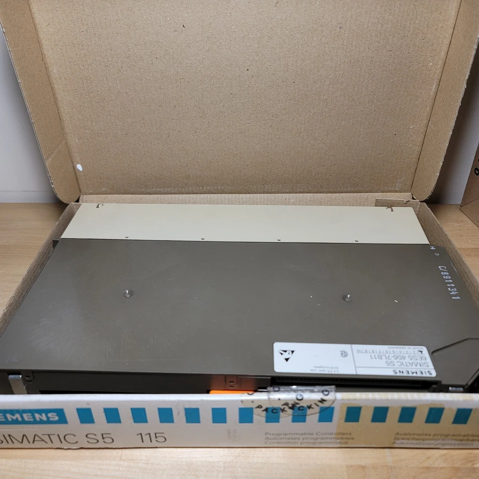 Siemens 6ES5 456-7LB11 Digital Output - Image 2 of 4