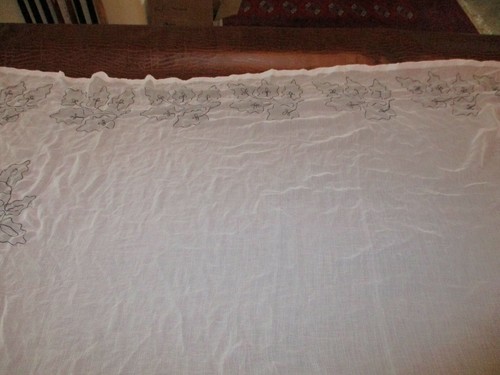 Brand New With Original Tags Bambu Boho scarf/wrap Black and White 5' x 3.5' - 第 4/10 張圖片