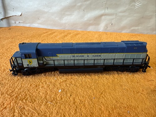 1K-N ATLAS-KATO 42601 Delaware & Hudson ALCO RS-11 Diesel Loco #5001 | Condition: Used