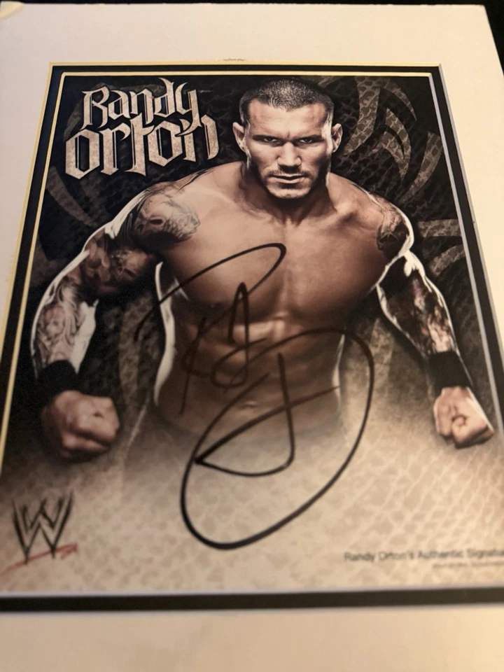 Foto 8x10 firmada auténtica de Randy Orton “The Viper” de la WWE Foto 2 de 4