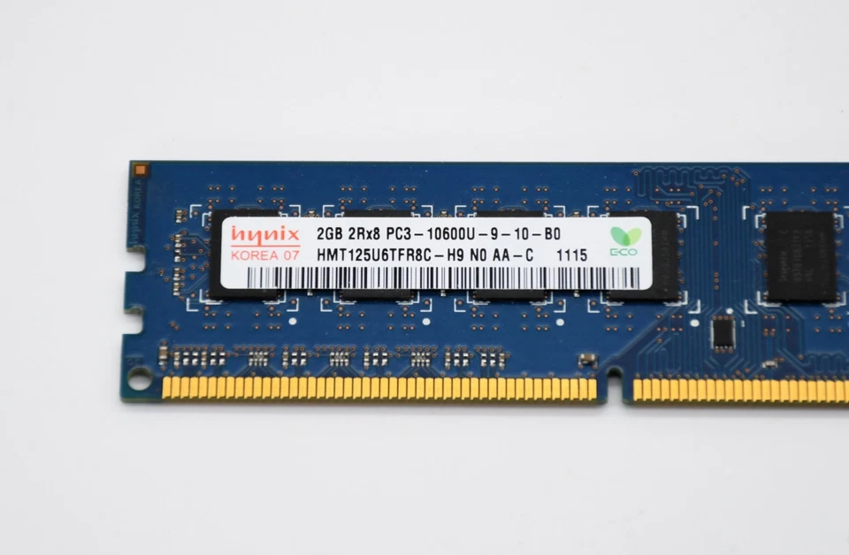Hynix HMT125U6TFR8C-H9 Computer Memory 2GB 2Rx8 PC3-10600 1333 MHz DDR3 - Image 2 of 4