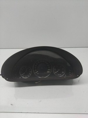 Mercedes-Benz CLK A209 C209 2002 Diesel Geschwindigkeitsmesser Cockpit JDF3302