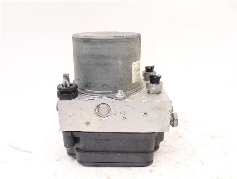 Used ABS Pump and Motor Assembly fits: 2014 Ford Taurus Assembly from 08/05/13 G